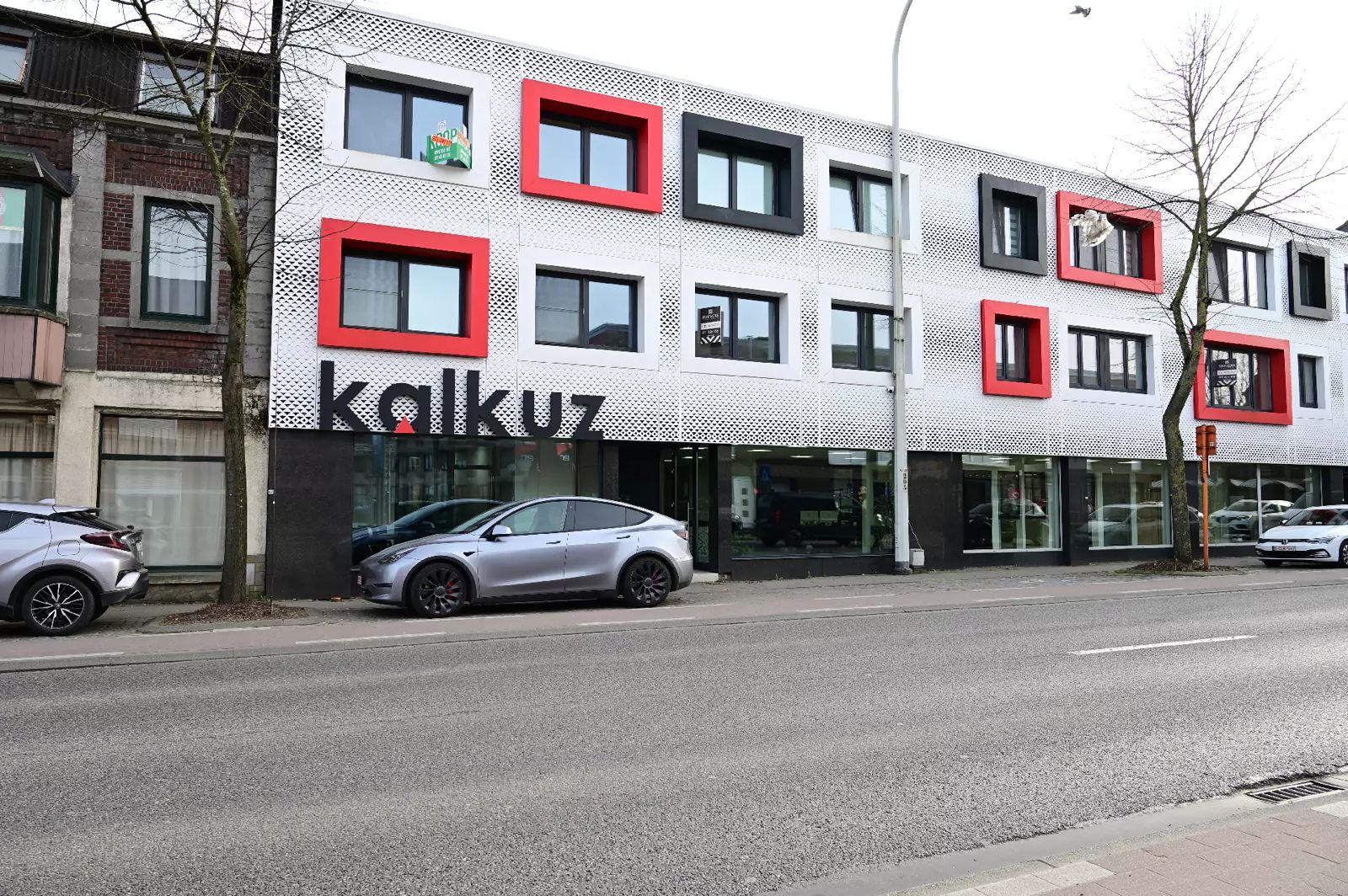 Gevel Kalkuz showroom